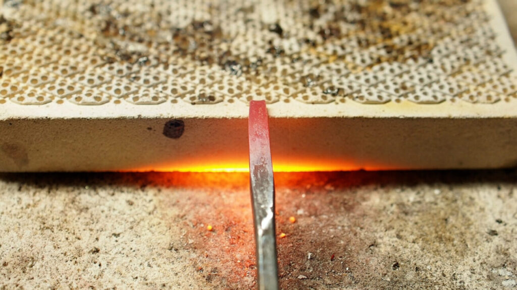 焼き入れ